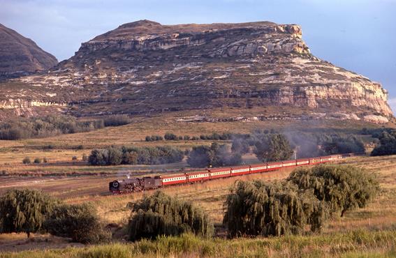 25NC Bethlehem South Africa steam loco