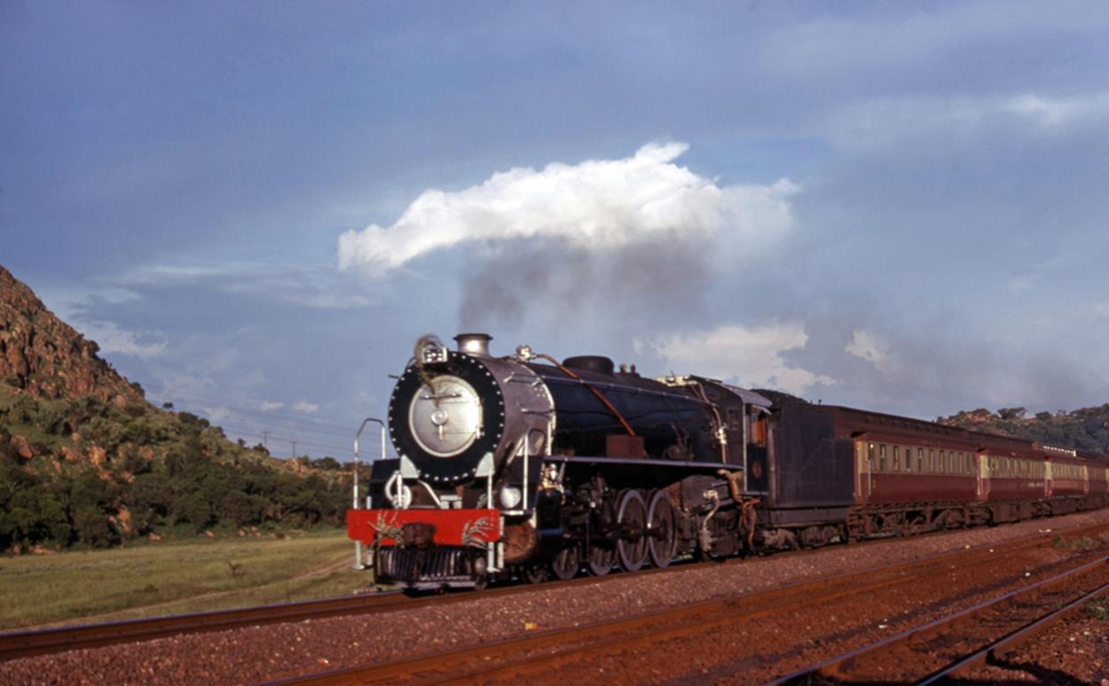 14CA paarnport caledon passenger steam train